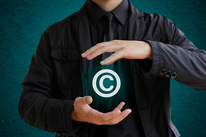 Смягчена уголовная ответственность за нарушение авторских и смежных прав
